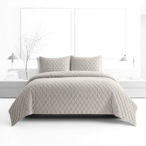 Parure de lit Vera Wang velours doux réversible grand lit